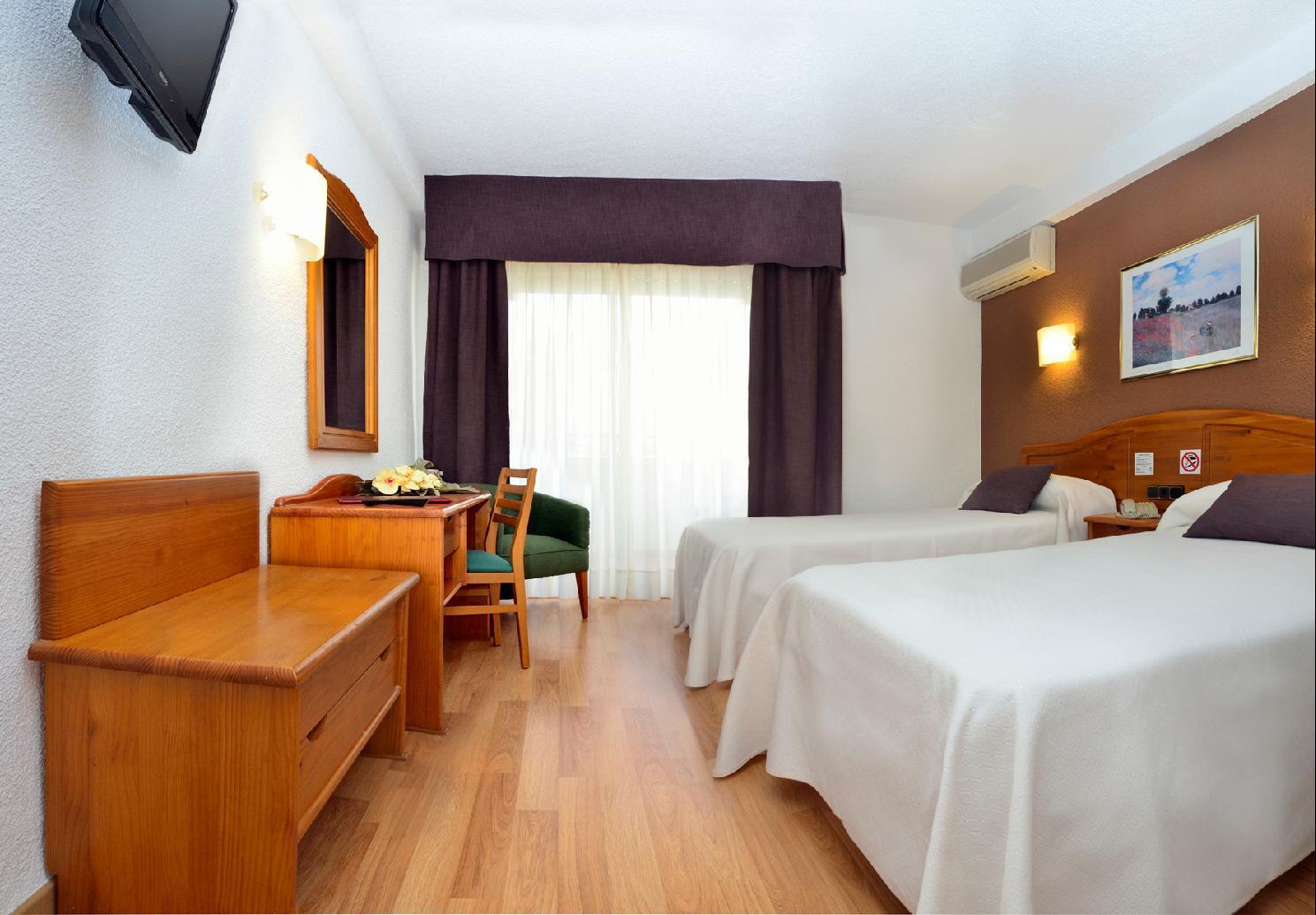 Hotel Caballo De Oro Бенідорм Екстер'єр фото